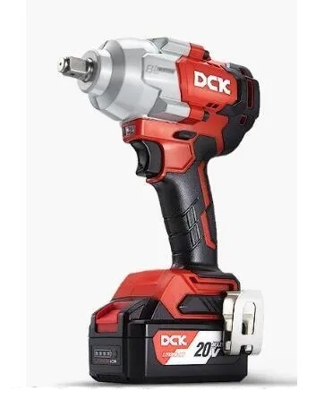 DCK Гайковерт аккум ударный бесщеточный KDPB698, 18В, 1/2 ", 2*5а/ч. 698Нм (фото 1)